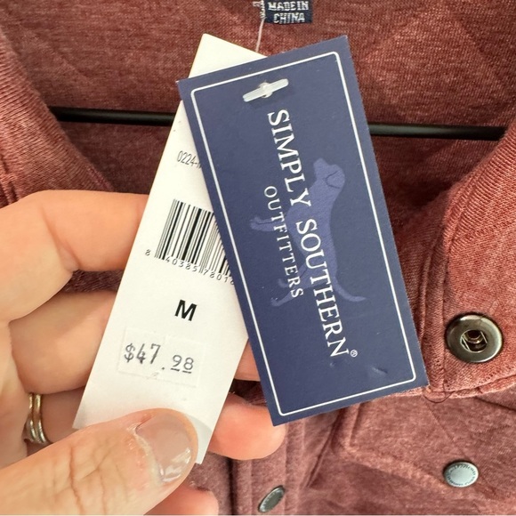 NWT Simply Southern Men’s Quilted Shacket in Garnet Snap Front - Picture 2 of 5